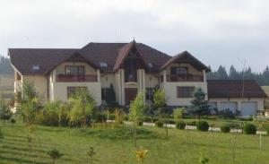 VAND vila casa de locuit in satiunea covsma