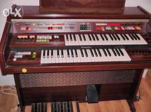 Orga Electronica (de colectie) Tehnics Sx-U60