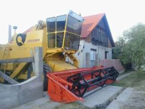 combina New Hlland Clayson 140