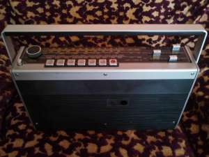 Aparat de radio telefunken bajazzo universal 401