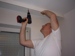 Reparatii usi metalice