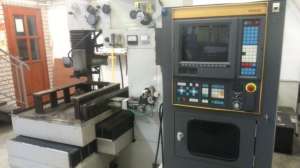 Electroeroziune cu fir Fanuc W2