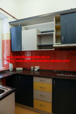Piata Rosetti- apartament 3 camere pretabil cabinet / firma