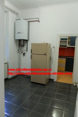 Piata Rosetti- apartament 3 camere pretabil cabinet / firma