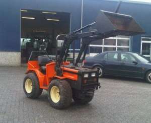 Tractor vinificator/fructe Holder C 20