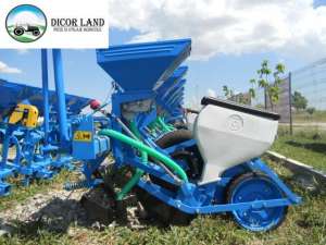 Vand semanatoare de porumb Mecanica Ceahlau SPC6 cu fertilizare