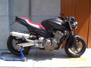 vand honda hornet 900