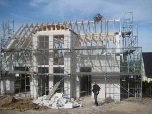 Construim Case Responsabil,     Ireprosabil