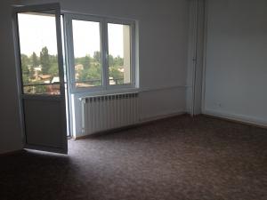 Ofer spatiu pentru inchiriere