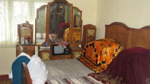 Vand casa in Botosani com Frumusica 8300m2