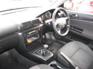 Dezmembrez VW Passat