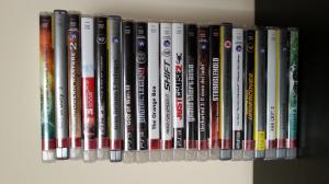 vand ps3 cu 21 de jocuri stare foarte buna