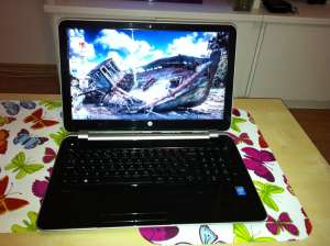 vand Laptop HP Pavilion i5 nou