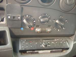 IVECO Daily 35C13 Camioneta cu Lada Autoutilitara