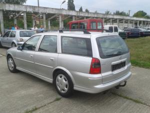 OPEL Vectra B- 1.8i Combi