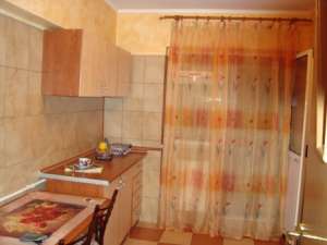 Particular inchiriez apartament 2 camere zona Colentina