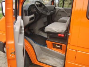 VW LT 28 - 2.5 SDI Camioneta Autoutilitara cu Bena cabina dubla