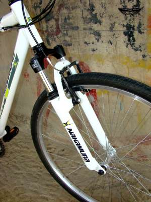 Bicicleta Nakamura Highlander!Roti 28"(trekking/cross)