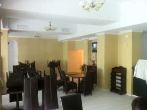 Vand spatiu comercial 13 Septembrie stradal zona Mariott cu chirias 10 ani