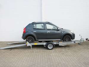 Inchiriez platforma auto,   trailer pt. categoria B in Bucuresti