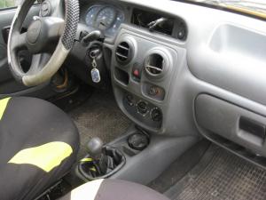 Dezmembrez Dacia Solenza orice piese
