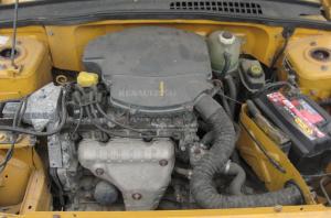 Dezmembrez Dacia Solenza orice piese