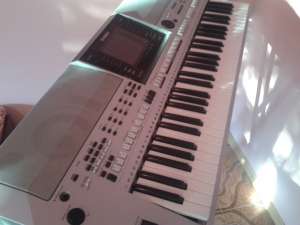 Yamaha PSR S900