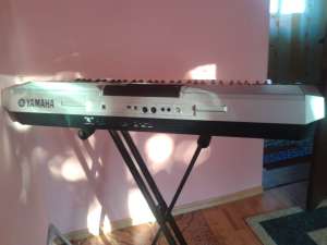 Yamaha PSR S900
