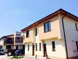 Ofer spre vanzare vila 3 camere in Complex Rezidential