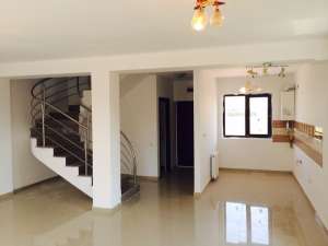 Vila 4 camere,   in Complex Rezidential