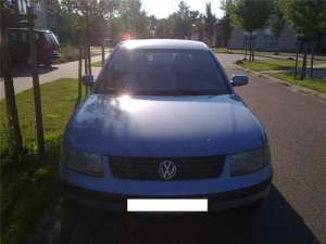 vand faruri vw passat motor 1.9 tdi an 1998