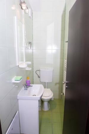 Apartament nou lux,  3 camere,  2 parcari,  Ared Uta Arad