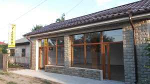 Inchiriez spatiu comercial