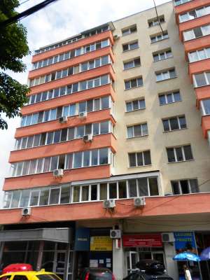 Vand apartament doua camere piata Iancului