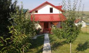 Casa de vanzare - Campenesti