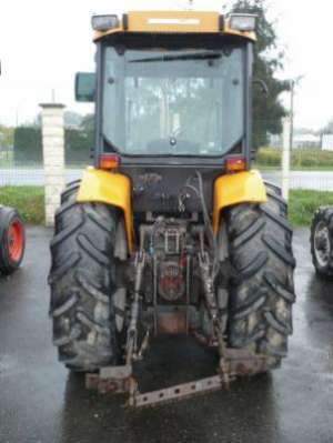 Tractor fructifer Renault 70.12 F