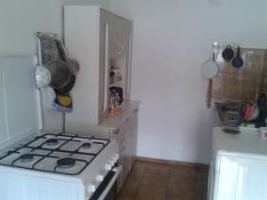 Navodari ,  casa 2 camere ,  decomandate  cartier de case pe str Pescarusului