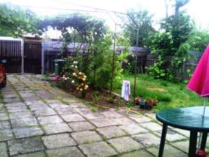 vand casa 3 camere ,   urgent