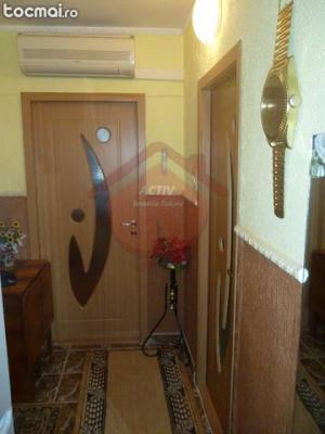 Vanzare apartament 2 camere