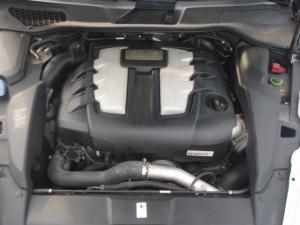 MERCEDES-BENZ ML 250 Bluetec 4 Automatic 7G-Tronic Plus