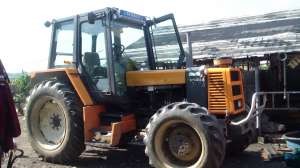 Tractor Renault 113, 14 cp