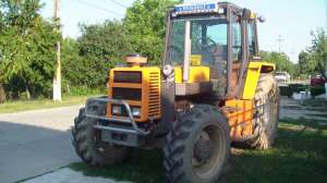 Tractor Renault 113, 14 cp