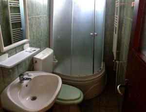 Inchirieri garsoniere si camere studenti Constanta 2014