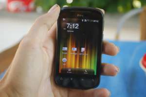 Telefon HTC Explorer nou in garantie