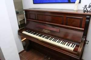 Pianina HOOFF & Co. Berlin,  Germania