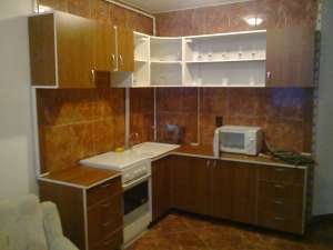 inchiriez apartament trei camere