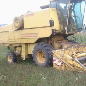 combina de secerat new holland