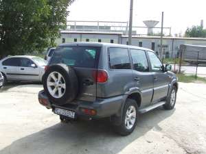 Vand Nissan Terano  negru,  in stare buna