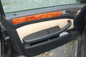 Dezmembrez AUDI A6 2001
