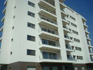 INCHIRIERE APARTAMENT 3 CAMERE TITAN CITY GARDENS,      POLICOLOR